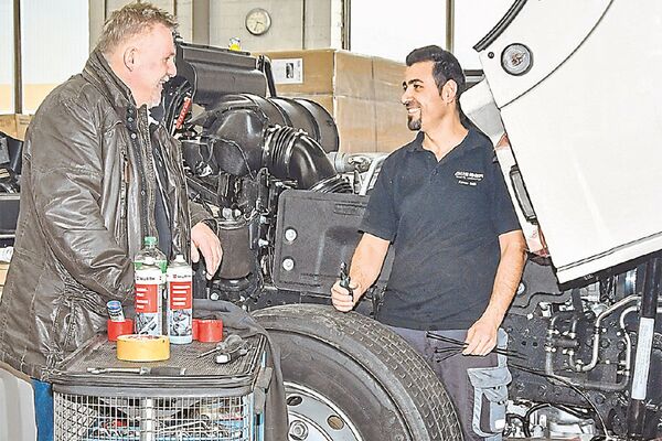 Jürgen Ausber schätzt die Zuverlässigkeit und das Engagement seines Auszubildenden